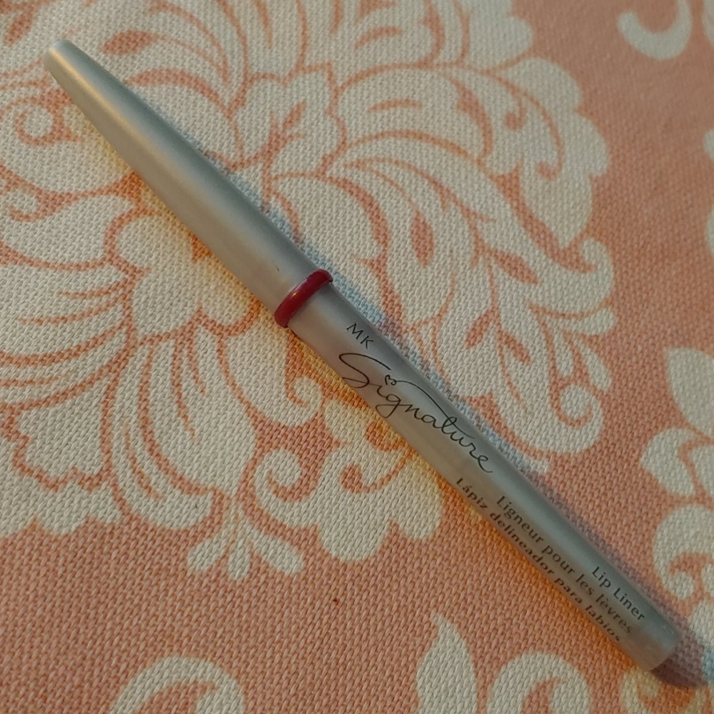 Mary Kay lip liner pencil raspberry